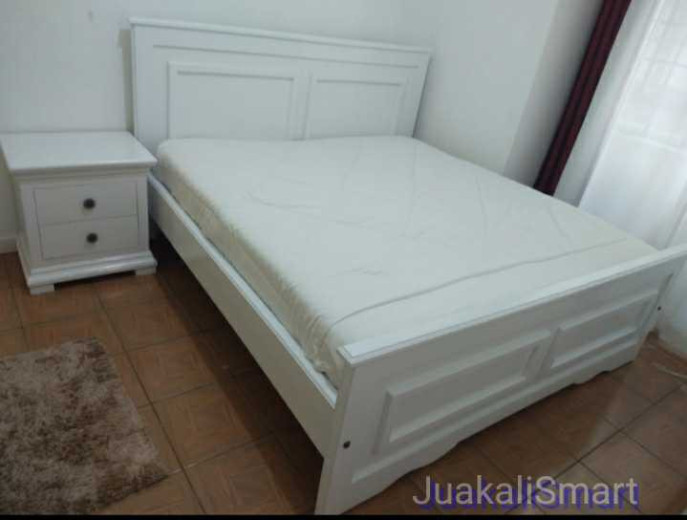 king size-bed